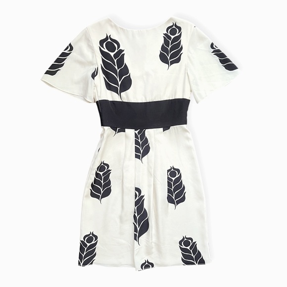 Temperley London 100% Silk Flutter Sleeve Ivory Printed Leaf Tea Dress, US 2 - Picture 4 of 12
